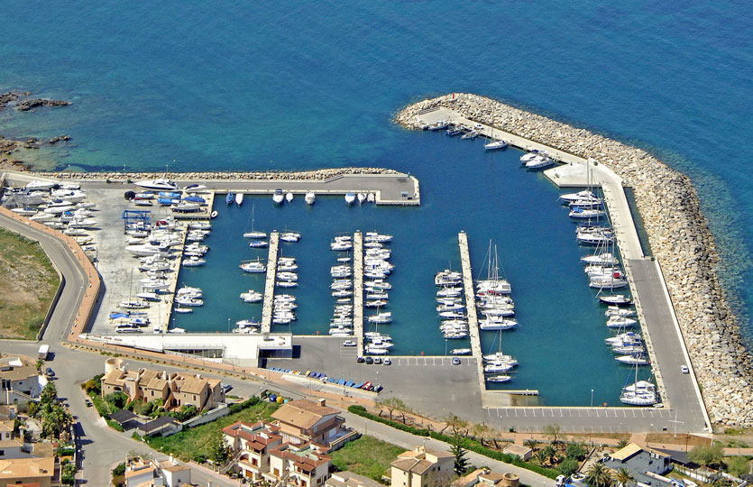 CN Colònia de Sant Pere Marina - Amarrações CN Colònia de Sant Pere Marina - Amarrações